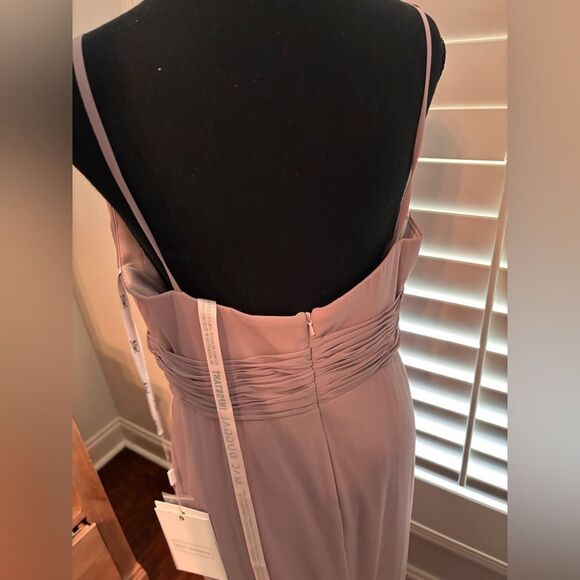 Mac Duggal 20467 evening gown in Rose with cape size 8 NWT - Picture 6 of 12